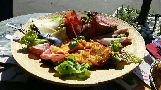 Nana eat drink music